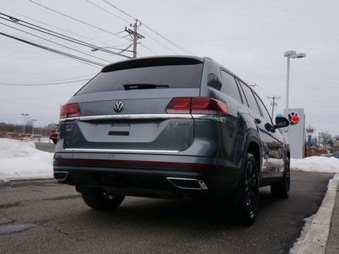 Certified 2023 Volkswagen Atlas SE w/ Panoramic Sunroof Package image 10
