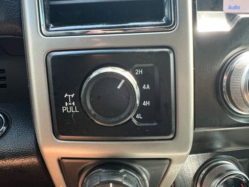 Used 2020 Ford F150 Lariat w/ Equipment Group 502A Luxury image 17