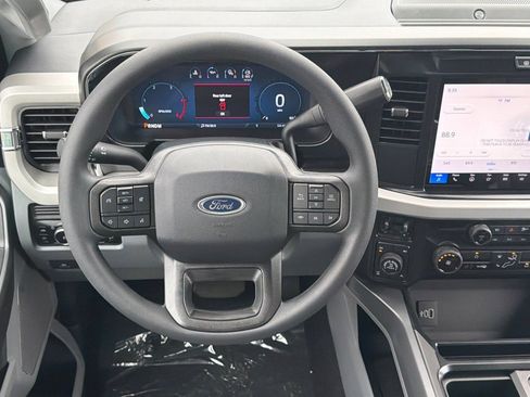 New 2026 Ford F250 XLT w/ XLT Premium Package AWD/4WD image 16