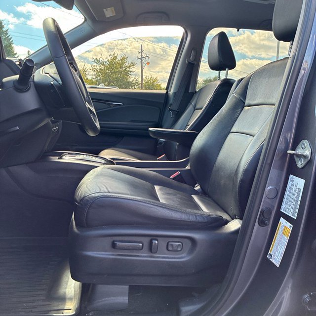 Used 2021 Honda Pilot Touring image 18