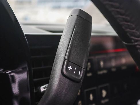 Used 2025 GMC Sierra 1500 Elevation image 42