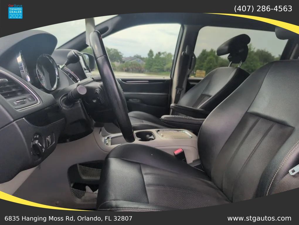Used 2020 Dodge Grand Caravan SXT FWD image 13