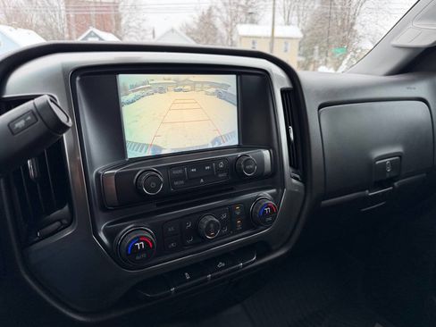 Used 2019 Chevrolet Silverado 2500 LT w/ LT Convenience Package image 11