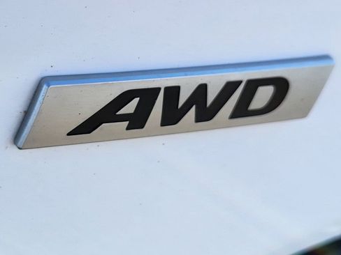 Used 2023 Hyundai Kona SEL image 9