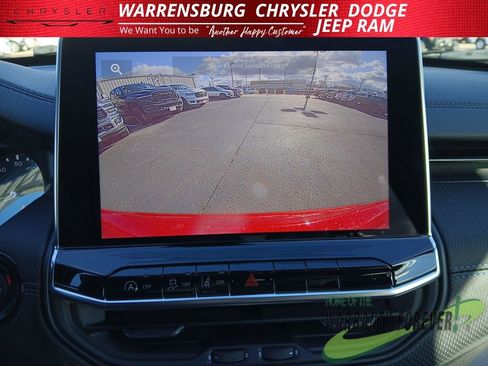 New 2026 Jeep Compass Latitude image 22