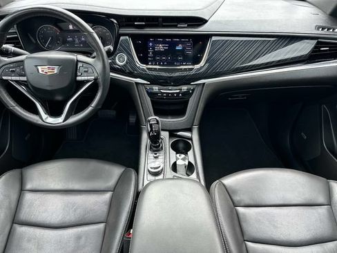 Used 2023 Cadillac XT6 Premium Luxury AWD/4WD image 14