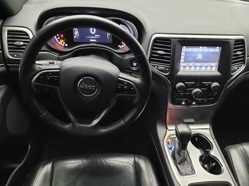 Used 2018 Jeep Grand Cherokee Limited image 22