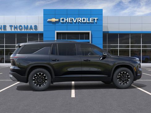 New 2026 Chevrolet Traverse Z71 w/ Driver Confidence Package AWD/4WD image 26