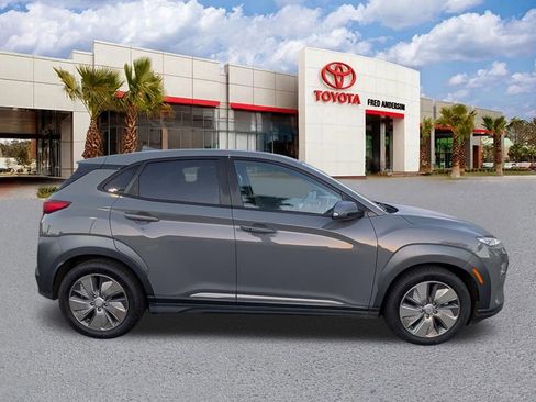 Used 2021 Hyundai Kona Ultimate image 3
