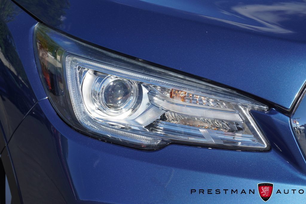 Used 2022 Subaru Ascent Touring AWD/4WD image 18