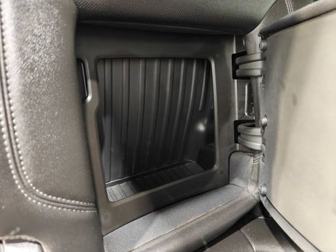 Used 2019 Chevrolet Silverado 1500 LTZ w/ LTZ Premium Package AWD/4WD image 28