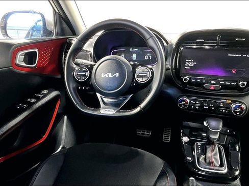 Used 2025 Kia Soul GT-Line image 7