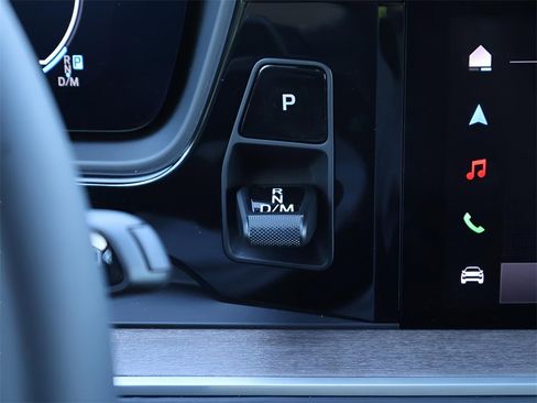 New 2025 Porsche Cayenne image 23