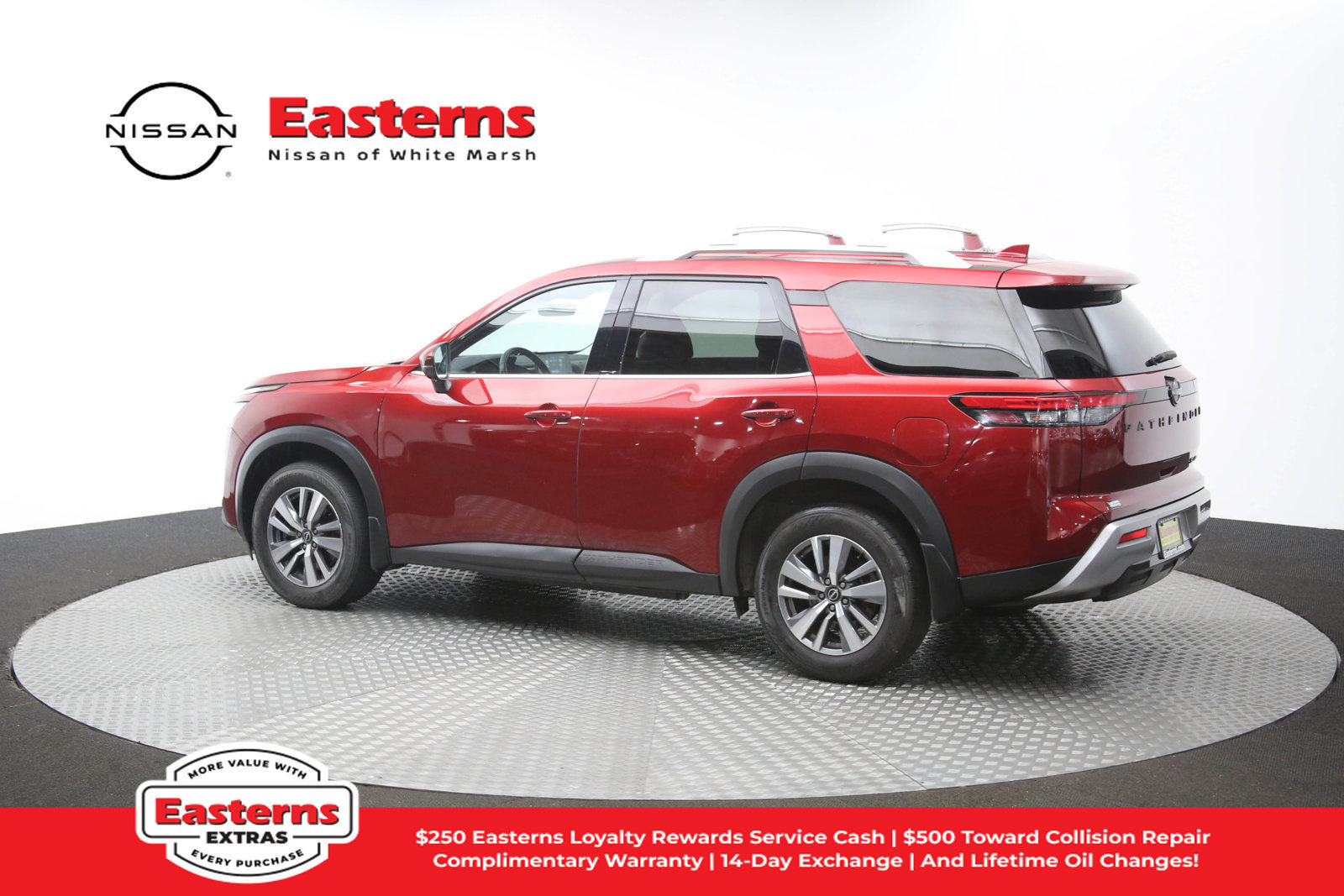 Used 2023 Nissan Pathfinder SL w/ Lighting Package (N92) AWD/4WD image 58