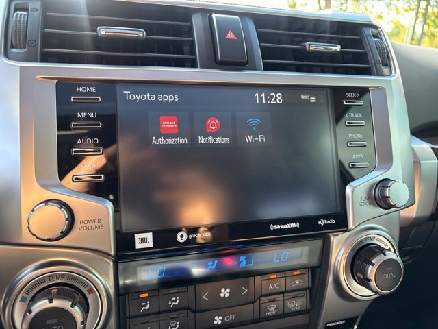 Used 2023 Toyota 4Runner Limited AWD/4WD image 31