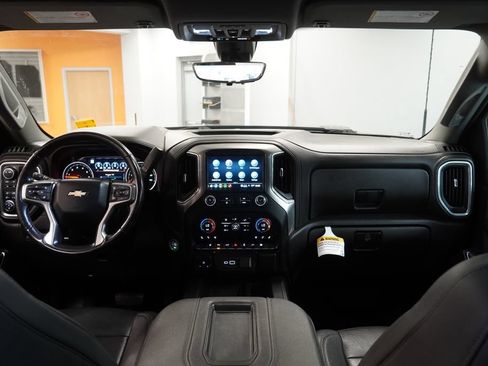 Used 2022 Chevrolet Silverado 2500 LTZ w/ LTZ Convenience Package AWD/4WD image 20