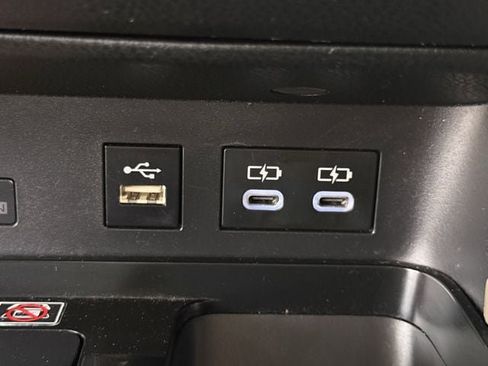 Used 2025 Toyota Camry LE image 23