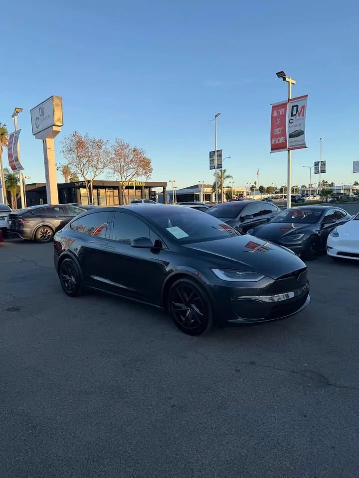 Used 2026 Tesla Model X AWD/4WD image 3