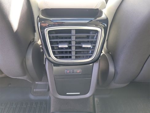 Certified 2022 Lincoln Nautilus Black Label image 13