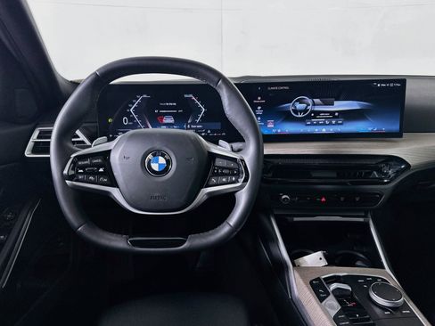 Used 2025 BMW 330i Sedan RWD image 17