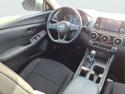 Certified 2025 Nissan Sentra S image 10