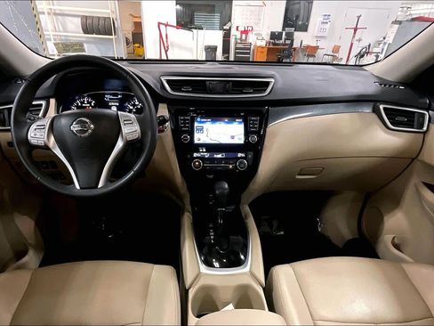 Used 2016 Nissan Rogue SL w/ SL Premium Package AWD/4WD image 16