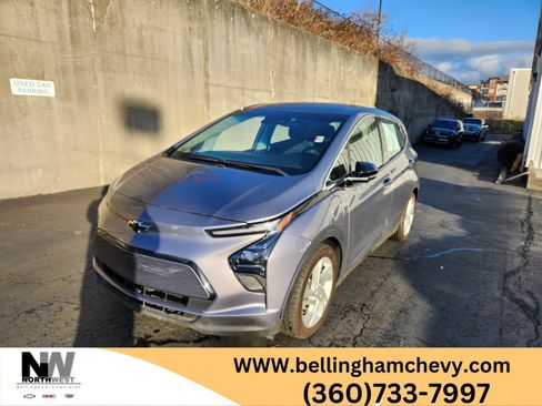 Used 2023 Chevrolet Bolt LT w/ Driver Confidence Package image 1