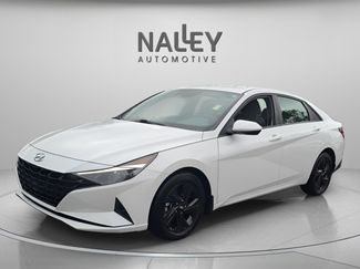 Used 2022 Hyundai Elantra SEL image 1