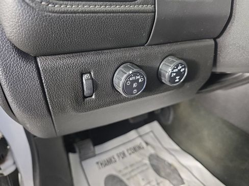 Used 2016 GMC Canyon SLT w/ Driver Alert Package AWD/4WD image 13