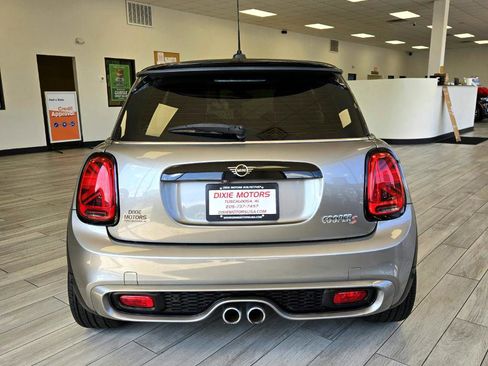 Used 2019 MINI Cooper S w/ Premium Package image 7