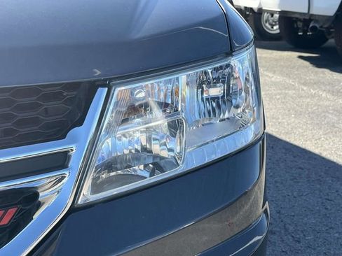 Used 2015 Dodge Journey American Value Package w/ Flexible Seating Group image 9