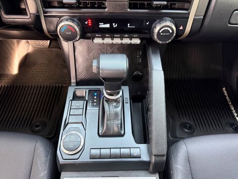 Used 2024 Toyota Tacoma SR5 RWD image 18