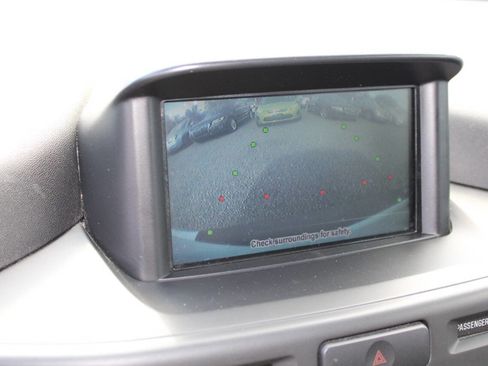 Used 2011 Mitsubishi Endeavor SE image 15