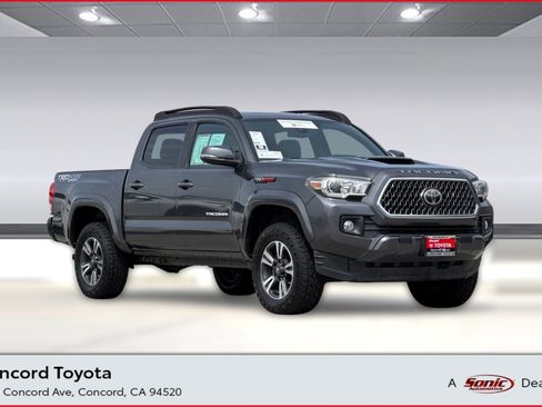 Certified 2019 Toyota Tacoma TRD Sport AWD/4WD image 1