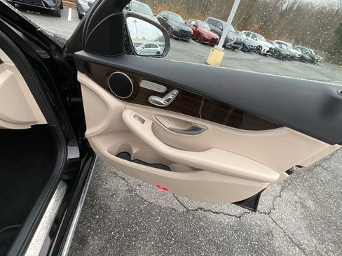 Used 2016 Mercedes-Benz C 300 4MATIC Sedan image 36