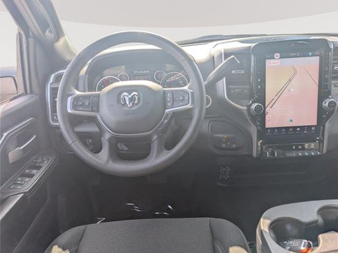 Used 2025 RAM 2500 Big Horn AWD/4WD image 18