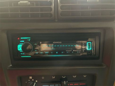 Used 1997 Jeep Wrangler Sahara image 16