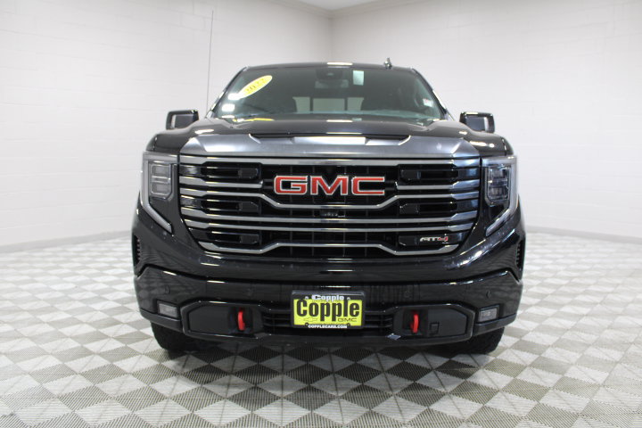 Used 2022 GMC Sierra 1500 AT4 w/ AT4 Premium Package AWD/4WD image 6
