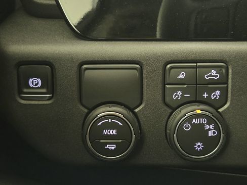 New 2026 Chevrolet Silverado 1500 LT w/ Texas Edition Plus RWD image 22