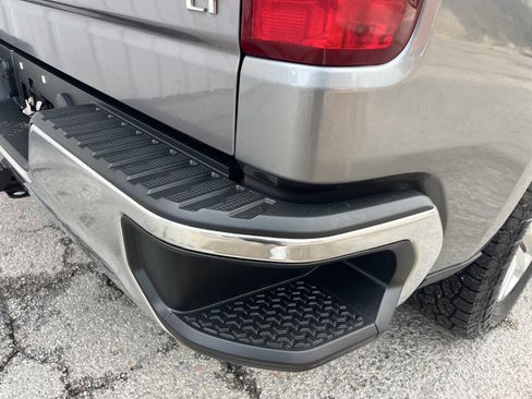 Used 2020 Chevrolet Silverado 1500 LT w/ All-Star Edition image 27