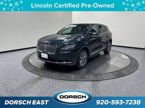 Used 2022 Lincoln Nautilus Reserve image 1