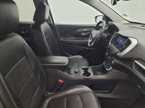 Used 2022 GMC Terrain SLT image 21
