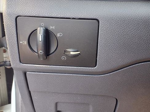 Used 2012 Ford Transit Connect XL image 14