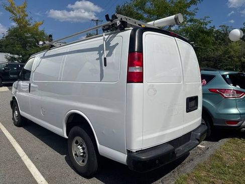 Used 2019 Chevrolet Express 2500 w/ Driver Convenience Package RWD image 4