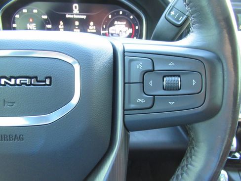 Used 2024 GMC Sierra 3500 Denali Ultimate AWD/4WD image 26