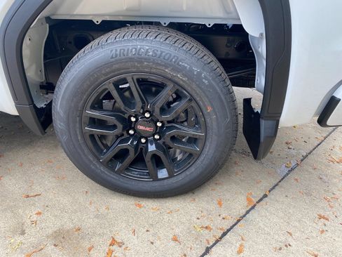 New 2026 GMC Sierra 1500 Elevation image 35