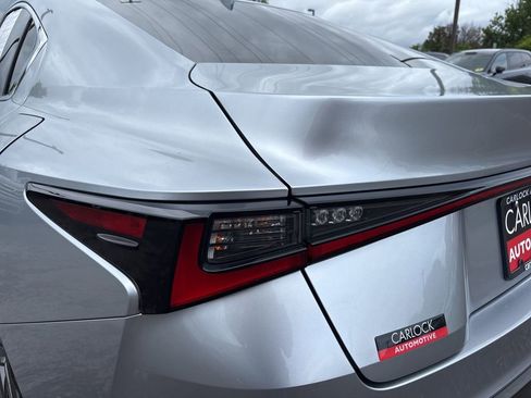 Used 2021 Lexus IS 300 w/ Comfort Package RWD image 12