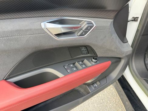 Certified 2023 Audi RS e-tron GT w/ Carbon Performance Package image 22