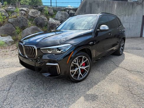 Used 2022 BMW X5 M50i AWD/4WD image 1