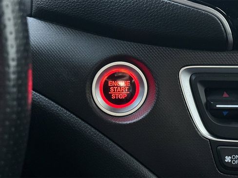 Used 2022 Honda Pilot TrailSport image 26